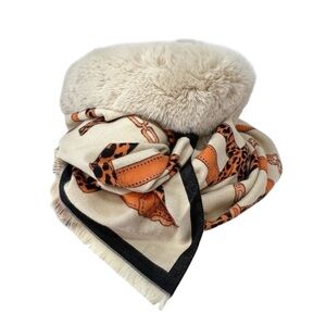 La Fiorentina Wrap with Faux Fur Trim Scarf Camel/Orange 72”x24” Leopard New NWT